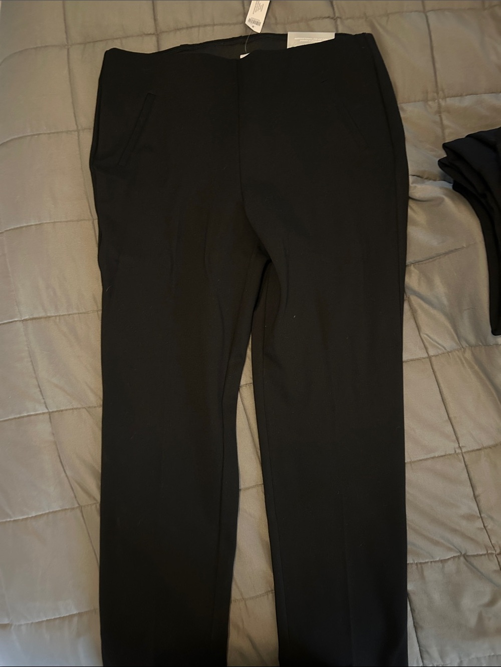 Chico's Black Cropped Slim Ankle Pants